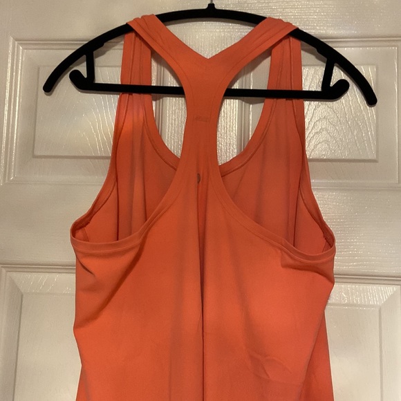 Lulu lemon form fitting tank top - new without tags - Picture 4 of 5